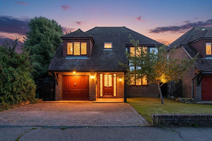 4 Bedroom Detached House For Sale In Ambleside Avenue, Telscombe Cliffs, BN10