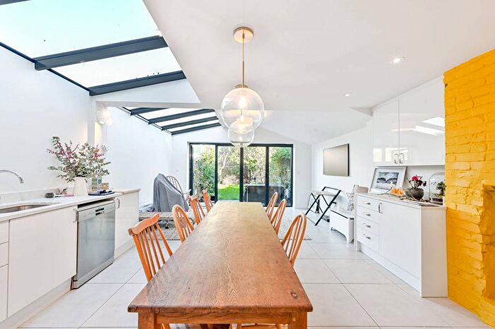 5 Bedroom Terraced House To Rent In Highbury Hill, Highbury, London, N5