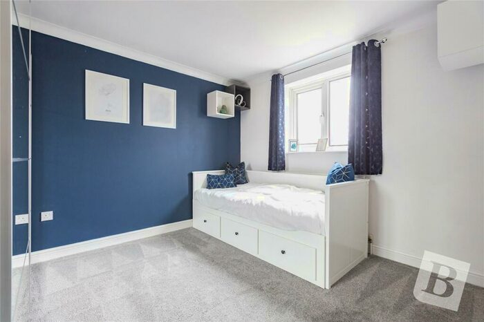 3 Bedroom Terraced House For Sale In Webster Close, Hornchurch, RM12
