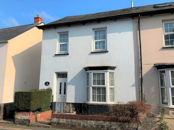 3 Bedroom House To Rent In Mill Street, Honiton, EX14