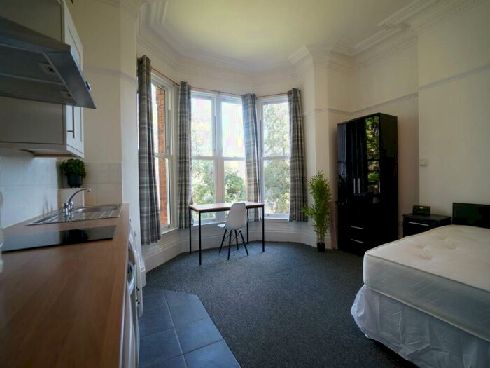 1 Bedroom House To Rent In Holyhead Road, Bangor, Gwynedd, LL57