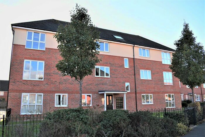 1 Bedroom Flat To Rent In Holywell Road, Stanwell, TW19