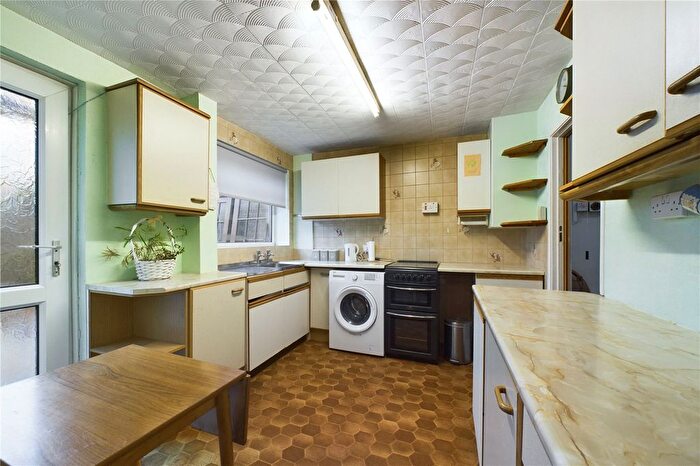 3 Bedroom Terraced House For Sale In Dickens Road, Tilgate, Crawley, West Sussex, RH10