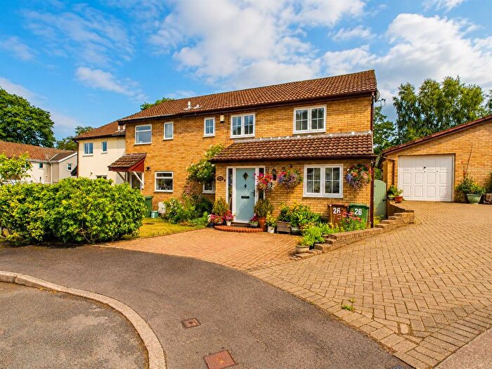 4 Bedroom End Of Terrace House For Sale In Craig Ysguthan, Llanbradach, Caerphilly, CF83