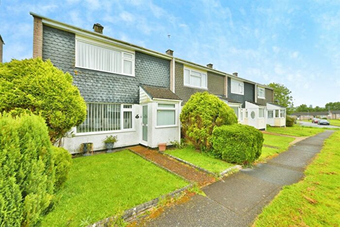 2 Bedroom End Of Terrace House For Sale In Buller Park, Saltash, PL12
