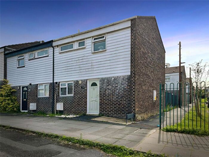 2 Bedroom End Of Terrace House To Rent In Mercury Close, Southampton, Hampshire, SO16