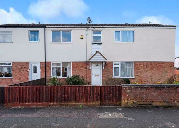 3 Bedroom Property To Rent In Austen Walk, Bicester, OX26