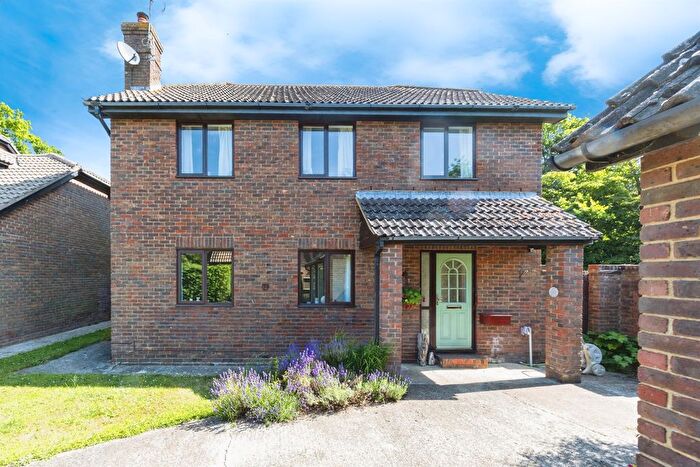 5 Bedroom Detached House For Sale In St. Marys Close, Hamstreet, Ashford, TN26