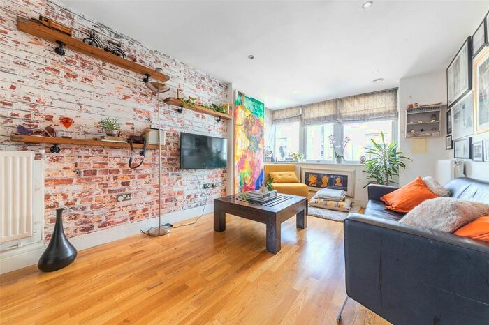 2 Bedroom Flat To Rent In Dundas Court, Dowells Street, London, SE10