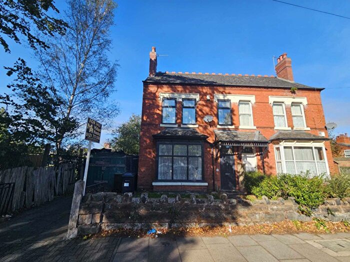 4 Bedroom Semi-Detached House For Sale In Cannon Hill Road, Balsall Heath, Birmingham, B12