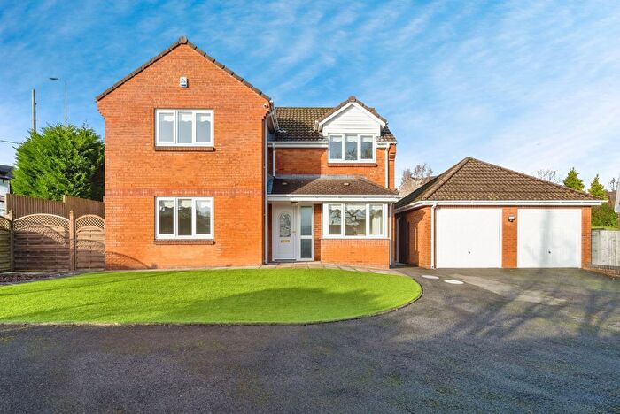 4 Bedroom Detached House For Sale In Clos Benallt Fawr, Fforest, Pontarddulais, Swansea, SA4