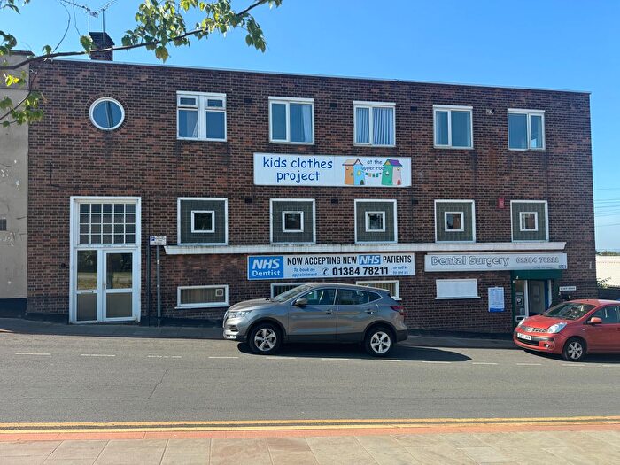 1 Bedroom Flat To Rent In Flat, Talbot House, Talbot Street, Brierley Hill, West Midlands, DY5