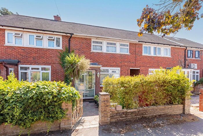3 Bedroom Terraced House For Sale In Stanley Green East, Langley, SL3