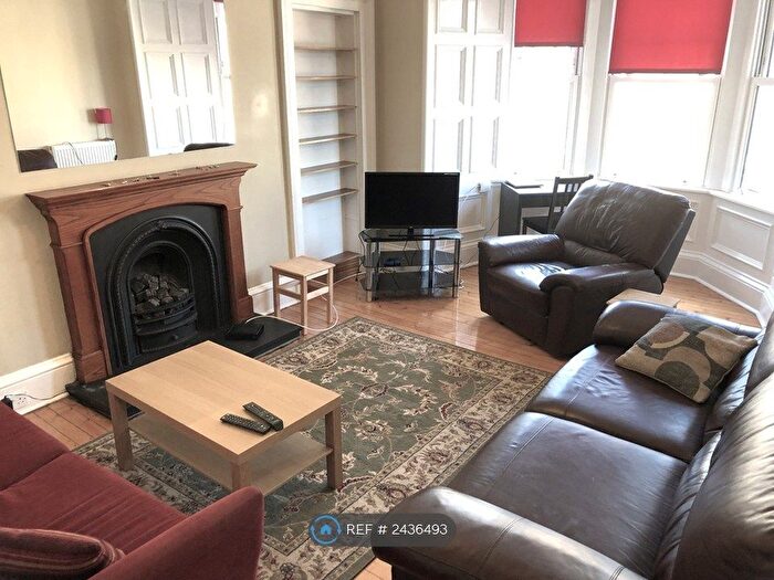 5 Bedroom Flat To Rent In Polwarth Crescent, Edinburgh, EH11