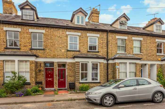 3 Bedroom Terraced House To Rent In , OX2