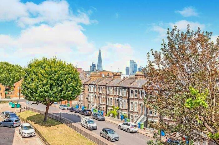 4 Bedroom Flat To Rent In Madron Street, London, SE17