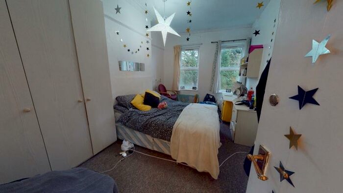 8 Bedroom Terraced House To Rent In Archery Road, Woodhouse, Leeds, LS2