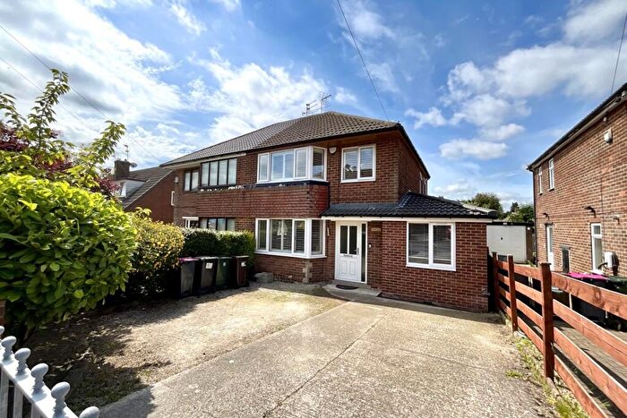 4 Bedroom Semi Detached House For Sale In Rosslyn Avenue, Aston, Sheffield, S26