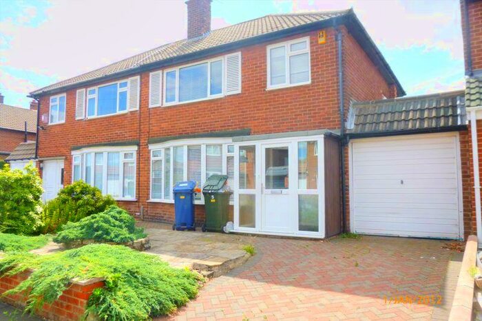 3 Bedroom Semi-Detached House To Rent In Guyzance Avenue, Regent Farm, NE3