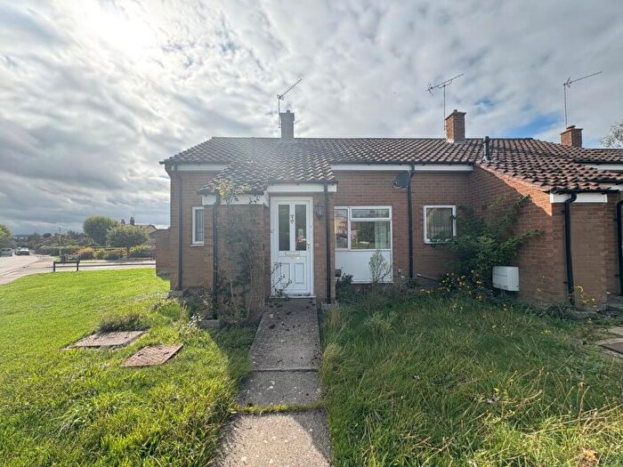 1 Bedroom Bungalow For Sale In Marshalls Avenue, Shillington, Hitchin, SG5