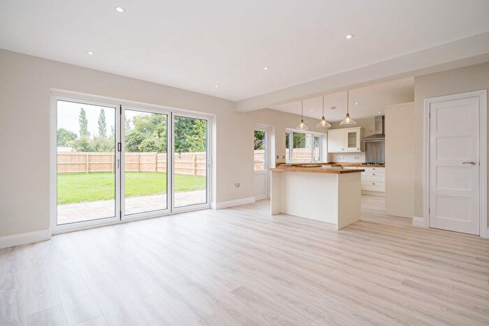 4 Bedroom Detached House To Rent In Woodperry Road, Beckley, Oxfordshire, OX3