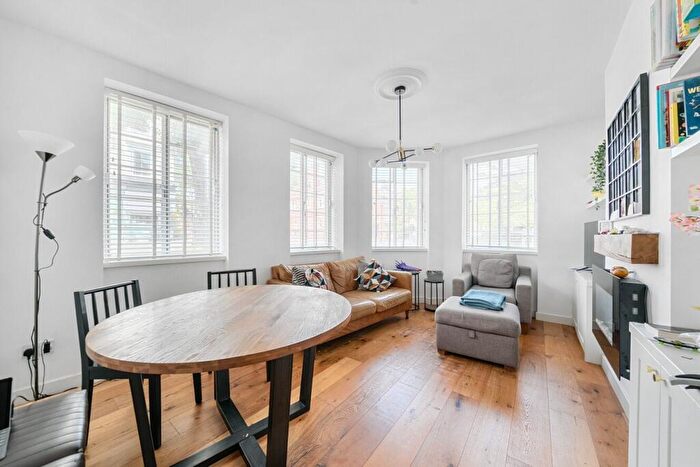 3 Bedroom Flat For Sale In Allitsen Road, St John's Wood, London, NW8