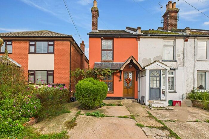 3 Bedroom End Of Terrace House For Sale In Chapel Road, Brightlingsea, CO7
