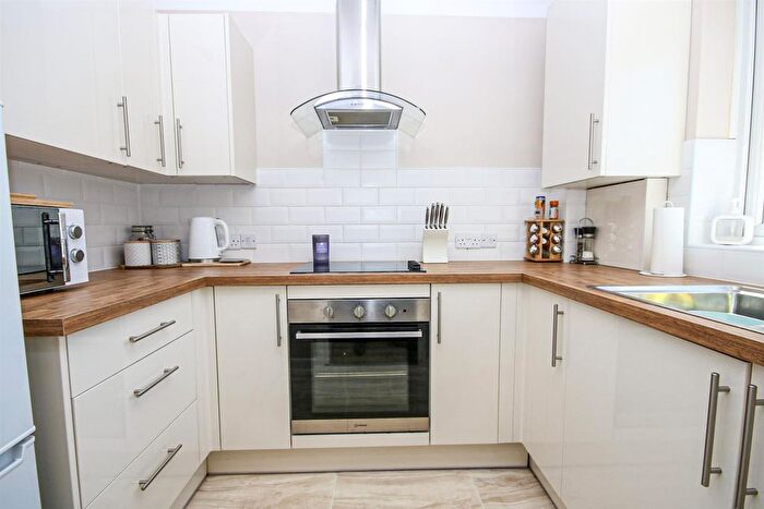1 Bedroom Flat For Sale In Baxter Court, Norwich, NR3