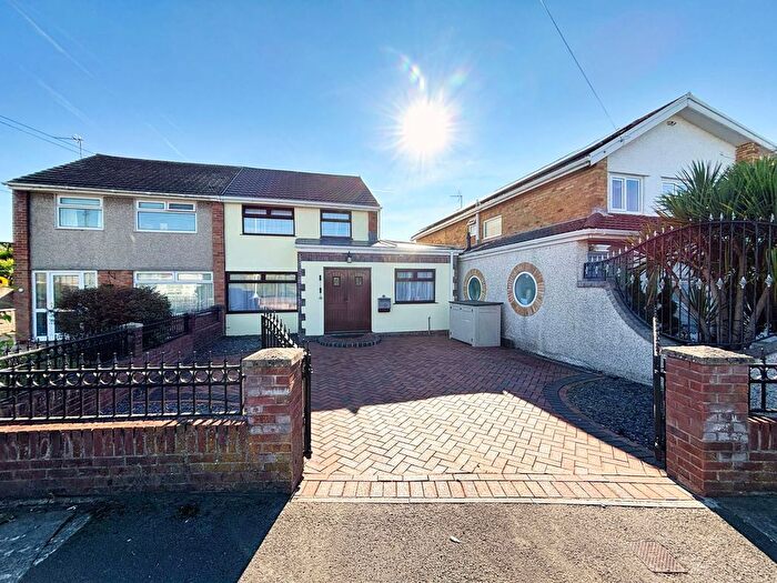 3 Bedroom Semi-Detached House For Sale In Sandymeers, Porthcawl, CF36