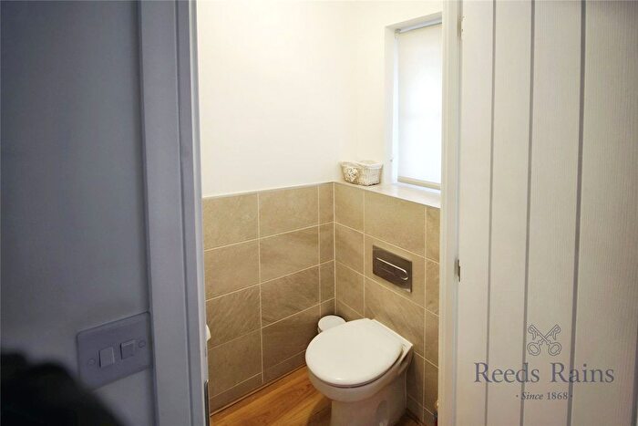 2 Bedroom Semi-Detached House For Sale In Broadfield Meadows, Callerton, Newcastle Upon Tyne, Tyne And Wear, NE5