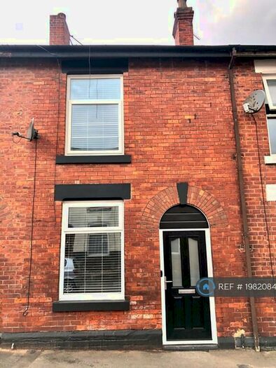 2 Bedroom Terraced House To Rent In Lumn Road, Hyde, SK14