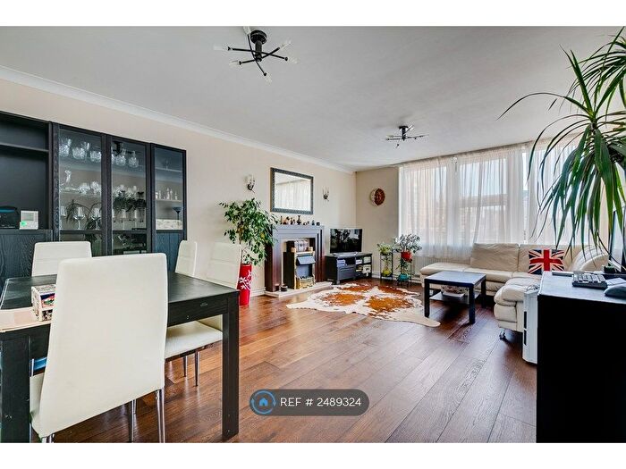 2 Bedroom Flat To Rent In Odessa Street, London, SE16