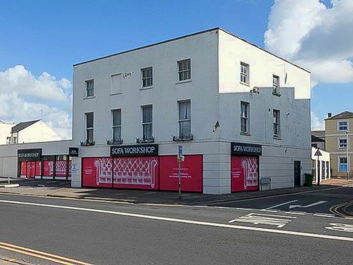 2 Bedroom Flat To Rent In Portland Street, Cheltenham, GL52