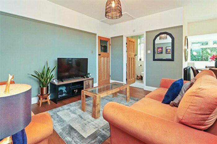 2 Bedroom Bungalow For Sale In Woodside Lane, Ryton, Tyne And Wear, NE40