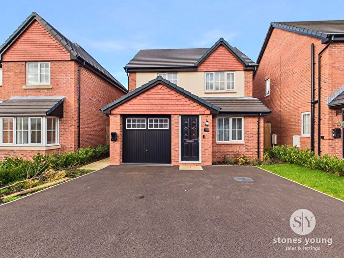 3 Bedroom Detached House For Sale In Brackenwood, Blackburn, BB1