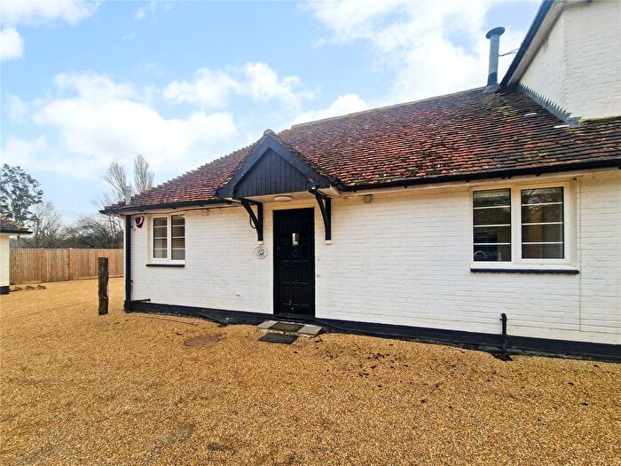 1 Bedroom Flat To Rent In Folders Lane, Burgess Hill, West Sussex, RH15