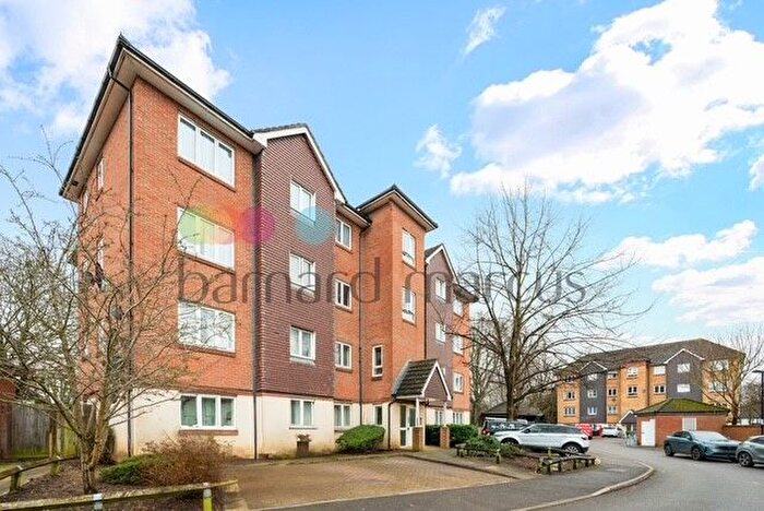 2 Bedroom Flat To Rent In Old School Place, Croydon, CR0