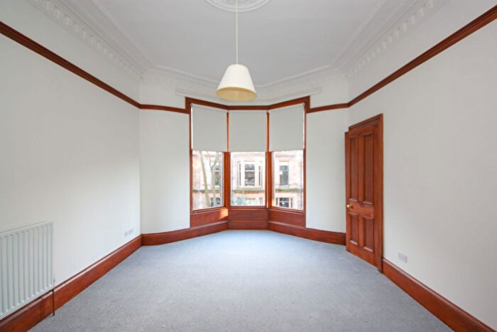 4 Bedroom Flat To Rent In Turnberry Road, Glasgow, G11