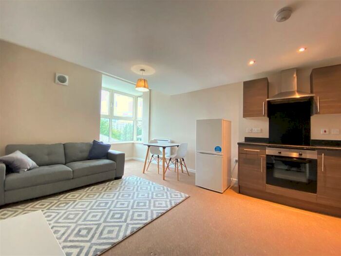 1 Bedroom Duplex To Rent In Metropolitan House, Brindley Road, Manchester, M16