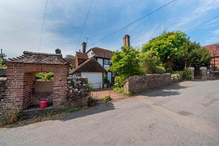 4 Bedroom House For Sale In Church Lane, Wivelsfield, RH17