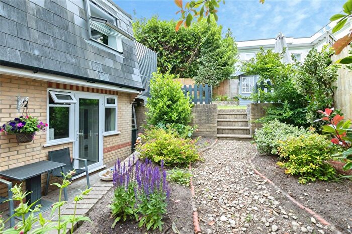 2 Bedroom Flat For Sale In Burnaby Road, Alum Chine, Bournemouth, Dorset, BH4