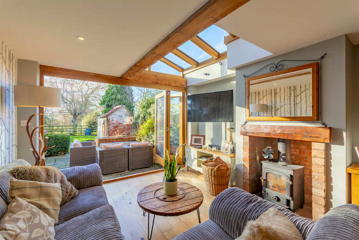 3 Bedroom Cottage For Sale In Orchard Cottage, Main Street, Flintham, NG23