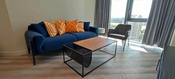 Studio To Rent In Aspen, Marsh Wall, London, E14