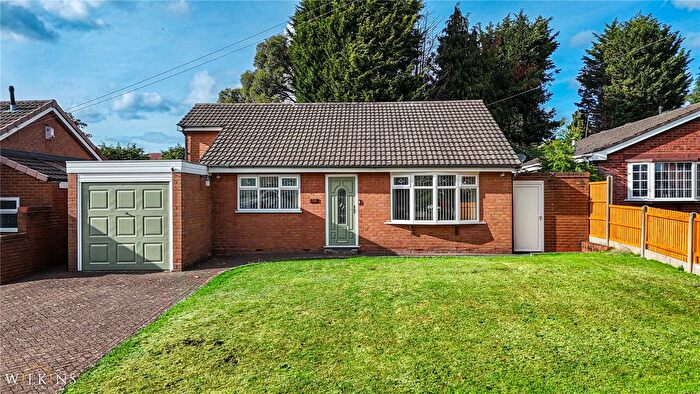3 Bedroom Bungalow For Sale In Green Lane, Great Barr, Birmingham, West Midlands, B43