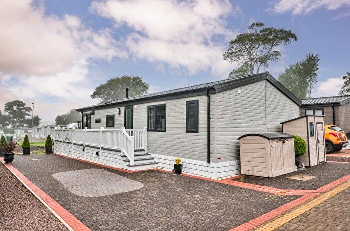 2 Bedroom Park Home For Sale In Seaview Avenue, SeatonEstate, Arbroath, Angus, DD11