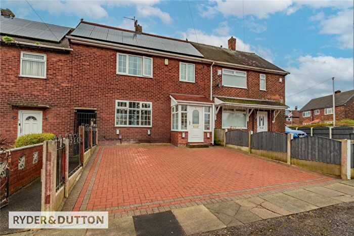 3 Bedroom Terraced House For Sale In Wasdale Drive, Middleton, Manchester, M24