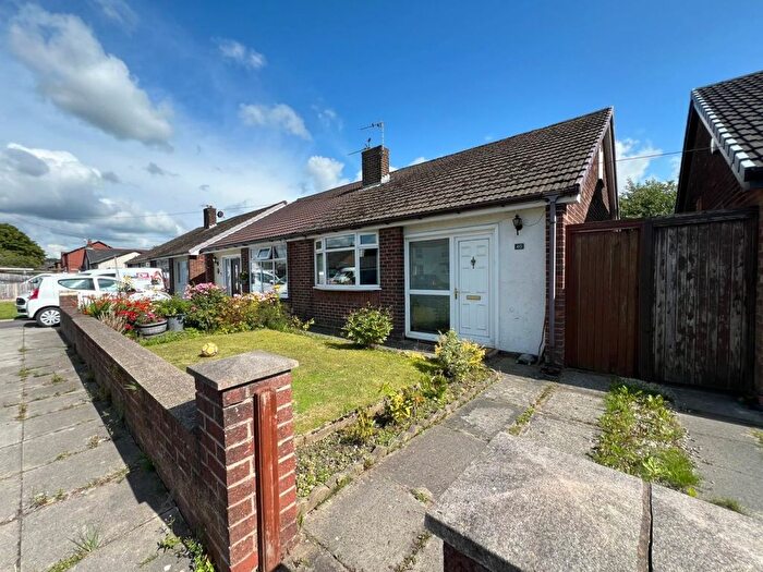 2 Bedroom Bungalow To Rent In Miles Lane, Wigan, WN6