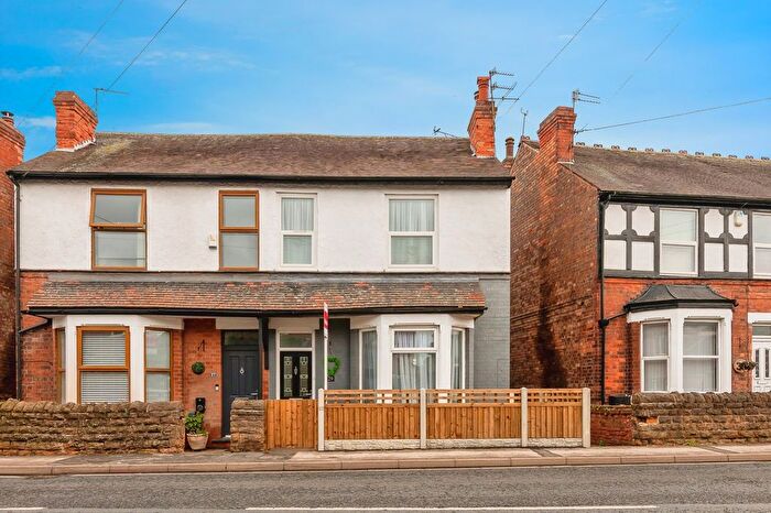 2 Bedroom Semi Detached House For Sale In Shearing Hill, Gedling, Nottingham, Nottinghamshire, NG4