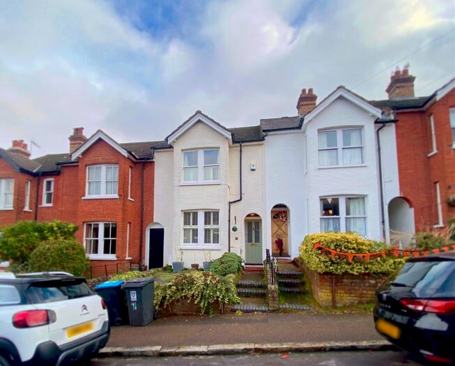 3 Bedroom Terraced House To Rent In Shrublands Avenue, Berkhamsted, HP4