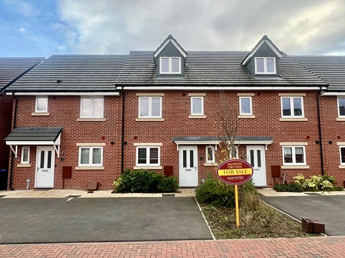 4 Bedroom Terraced House For Sale In Whitby Close, Monksmoor, NN11